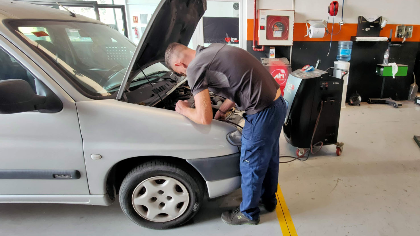 En Talleres Love My Car ofrecemos un nuevo Servicio de Mecánica Rápida