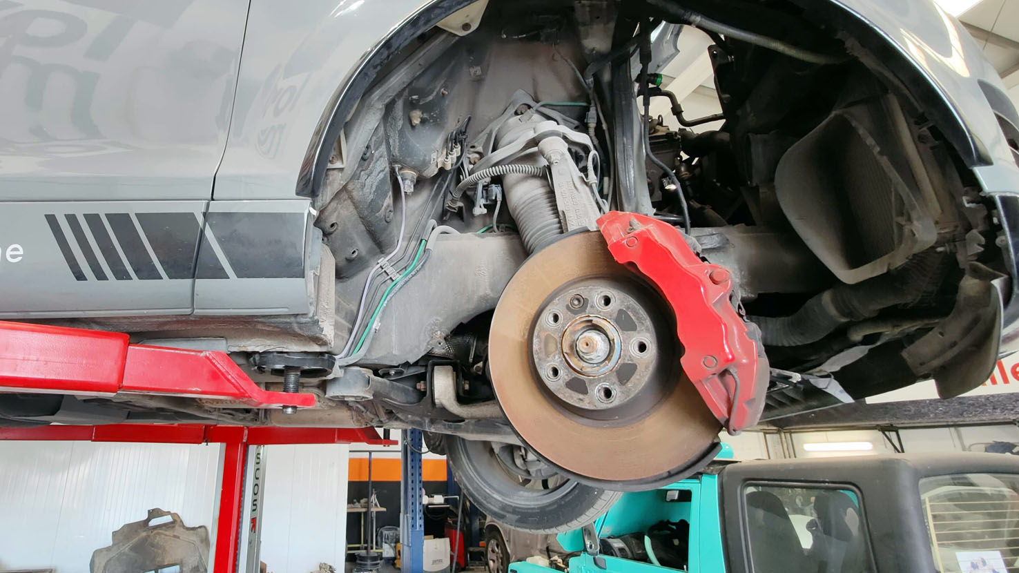 Cambio de Pastillas de Freno, un Sevicio de Mecánica Rápida en Talleres Love My Car